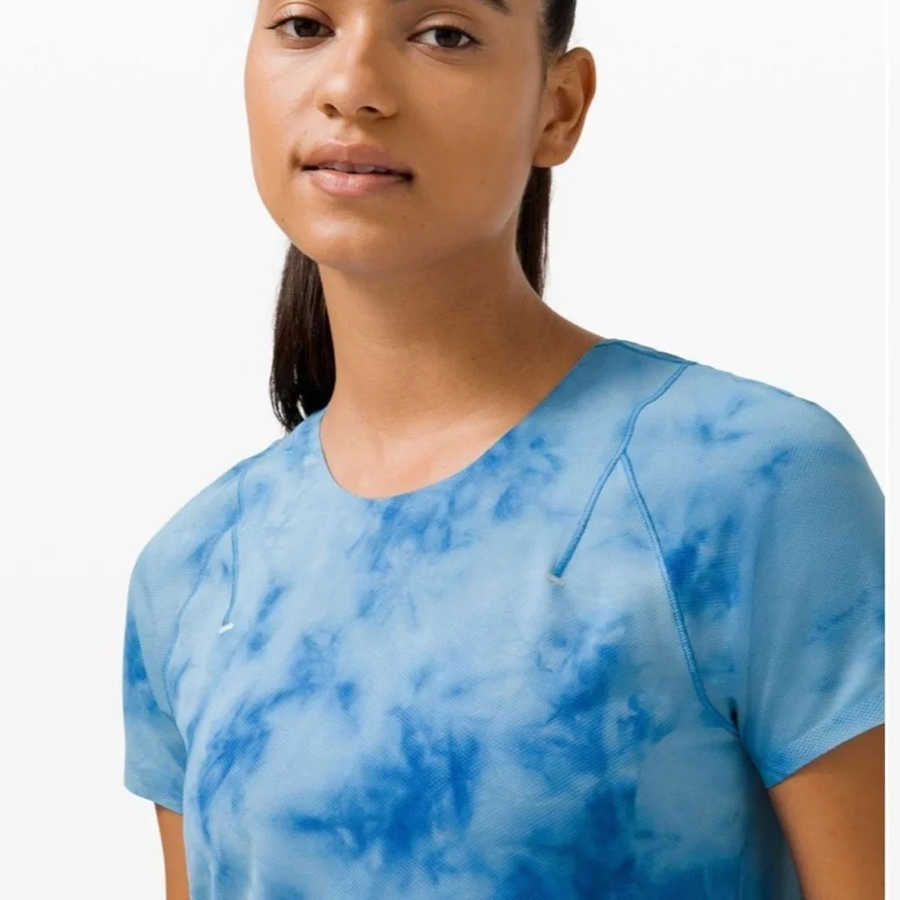 Lululemon Lightweight Run Kit Short Sleeve Tidal Dye Vapor Hawaiian Blue